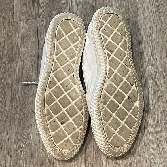 Converse Mens Sneakers Size 11 Preppy Comfort Casual Chic Classic White Shoes - Picture 5 of 6